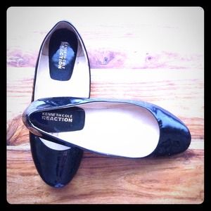 Kenneth Cole patent leather flats