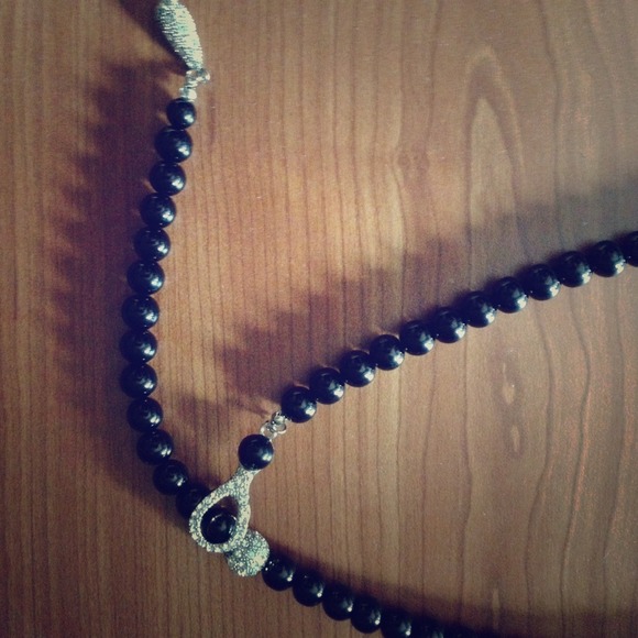 Earring and necklace set
