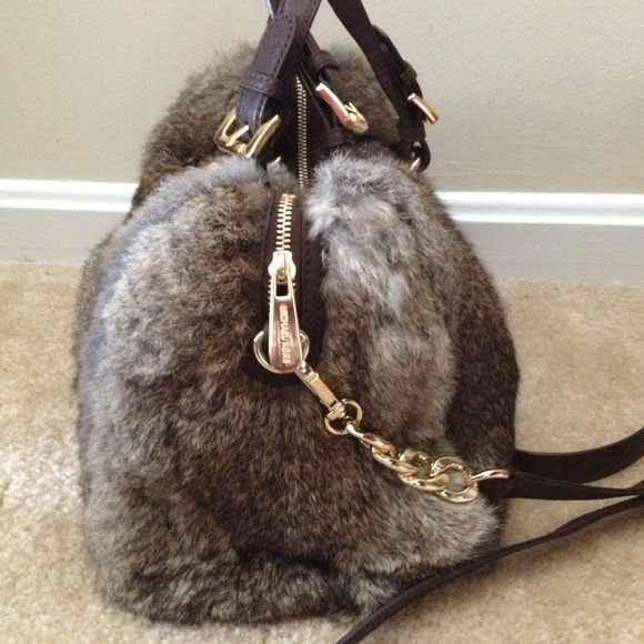 "SOLD" Auth Michael Kors Brown Rabbit Fur Bag - Picture 3 of 4