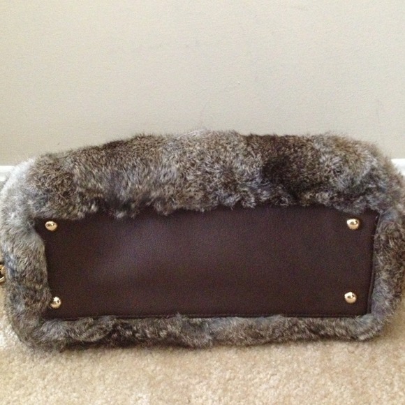 "SOLD" Auth Michael Kors Brown Rabbit Fur Bag - Picture 4 of 4