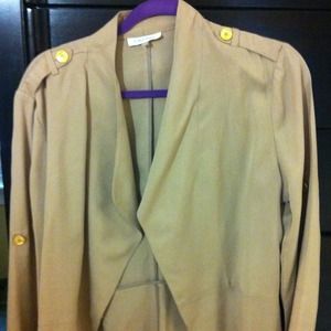 Great jacket ... Nice color n goes with everything