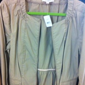 Nice jacket w neutral color