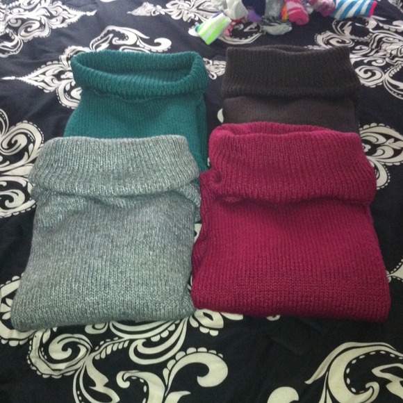 XL turtleneck sweaters.