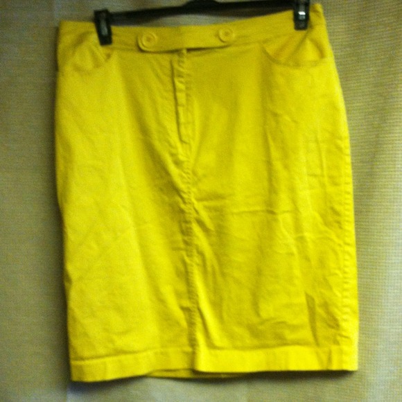 Spiegel Dresses & Skirts - 📦SOLD***100. Yellow Spiegel Pencil Skirt