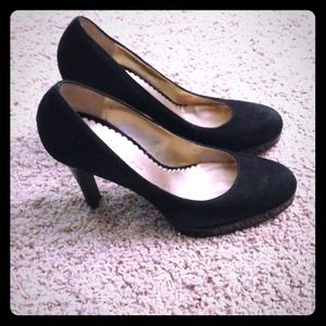 Black Jessica Simpson pump size 7 *REDUCED*
