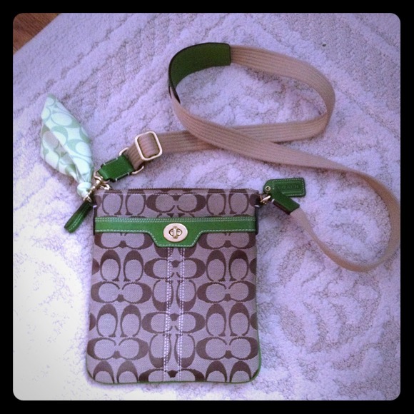 ❌Not available ❌sold Coach cross body bag