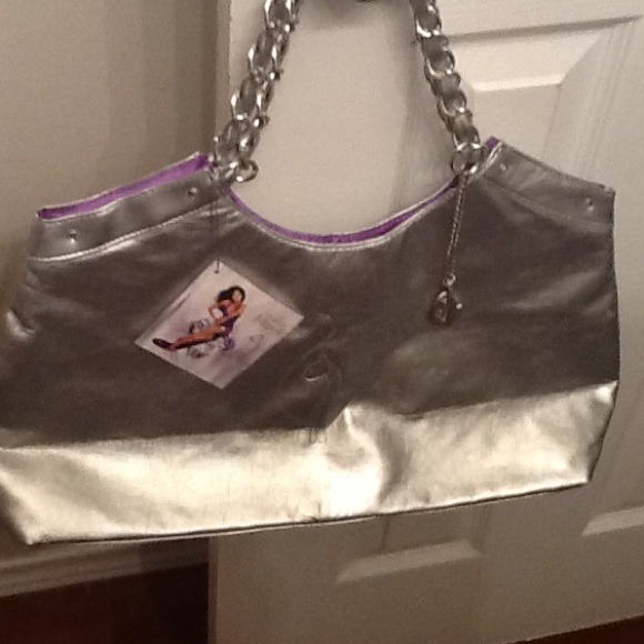 TRADED sliver purse