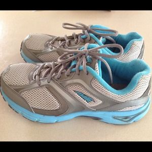 Avia Shoe Gray and Blue
