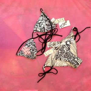 TRADED!Rose Tatt String Triangle Top Salmon by FOX