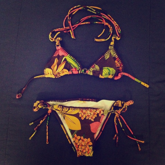 Billabong Bikini swim suit. [BNWOT]