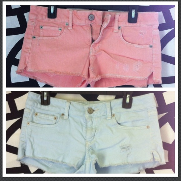 Bundle of two AE shorts