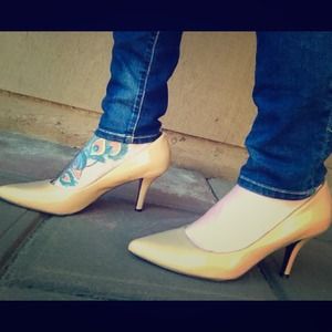 💸REDUCED!💸Steve Madden fawn patent colored heels