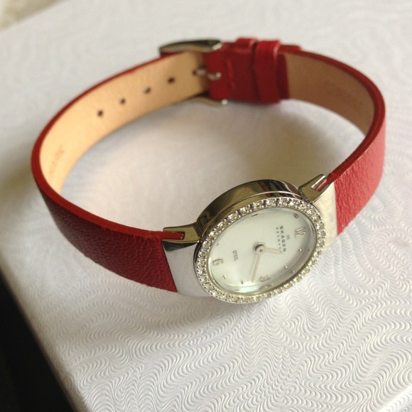 ⌚ Skagen Red Leather Watch ⌚