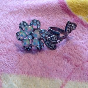 Two finger ring!