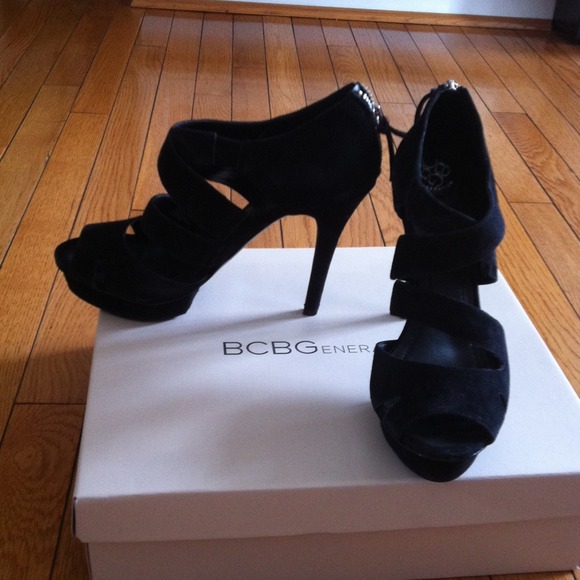 BCBGeneration Shoes - BCBG BLACK SUEDE SANDALS