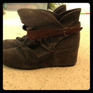 Wedge boot....  REDUCED