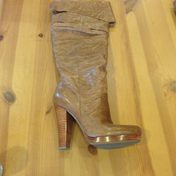 Almost new, Jessica Simpson caramel kneehigh boots