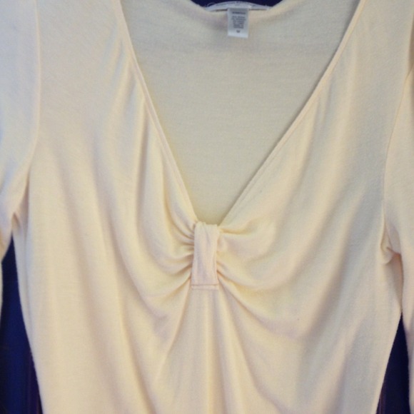 Banana Repeblic stretch long sleeve top - Picture 2 of 2