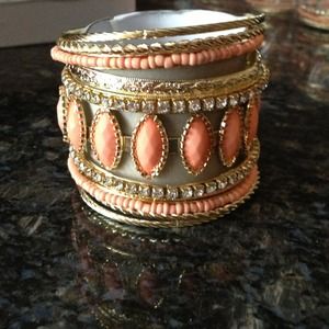 Coral and gold fashion bangle