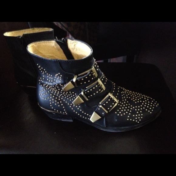 Chloe boots