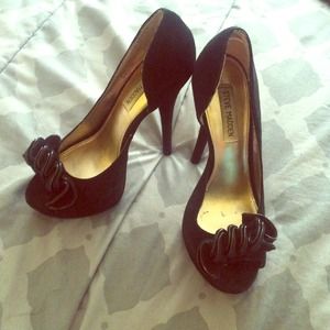 $25. Black Suede Steve Madden heels