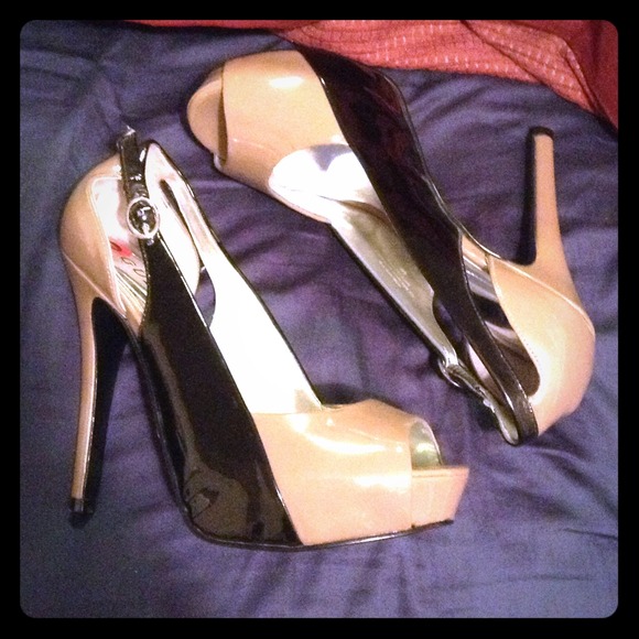 Guess heels! Never worn!