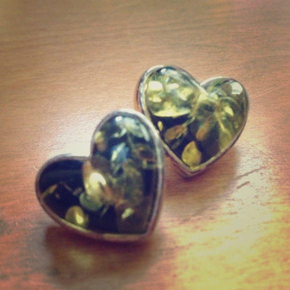 Heart shaped studs with sequins inside! Super cute