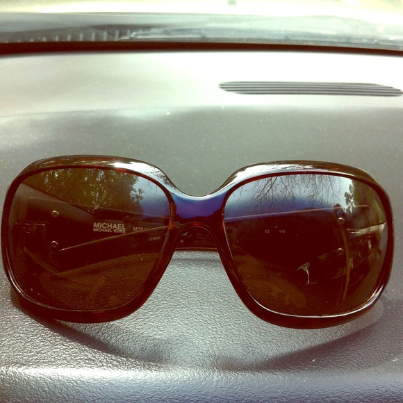 😎 REDUCED 😎 Michael Kors Sunglasses