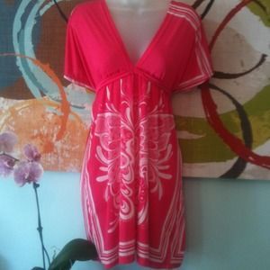 ******SOLD******Hot pink and white flowing shirt