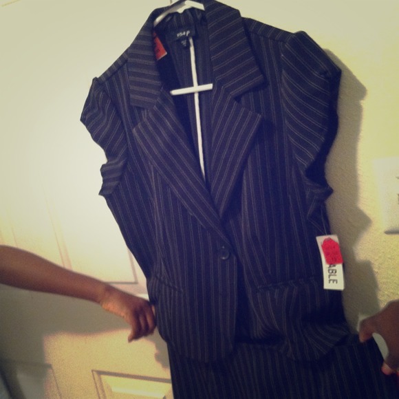 2 piece black suit with pinstripes! Jacket/skirt