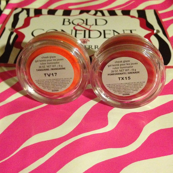 Mary Kay Limited Ed. Cheek Glazes - Picture 2 of 3