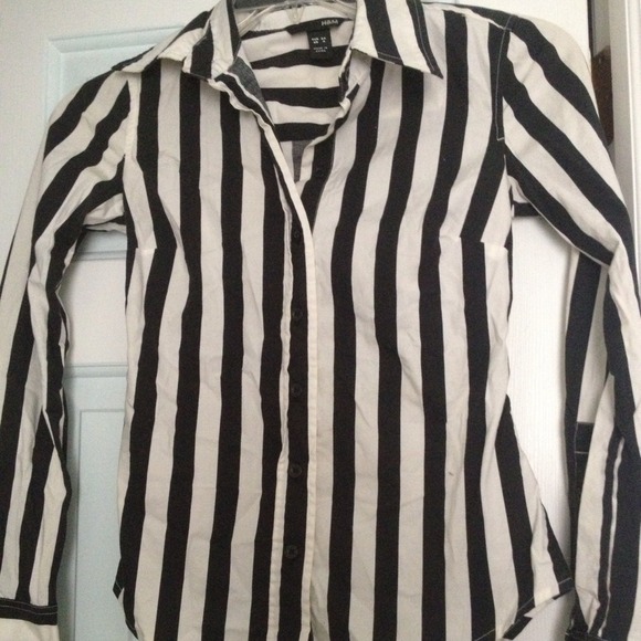 H&m button up size s