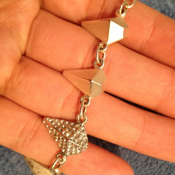 Jewelmint Silver Swan - Picture 2 of 4