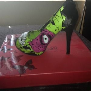 Zombie high heels