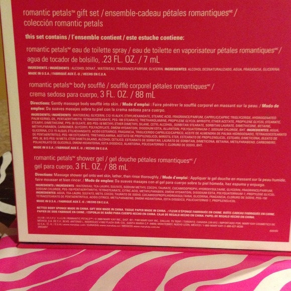 Mary Kay Romantic Petals Body Care Set - Picture 3 of 3