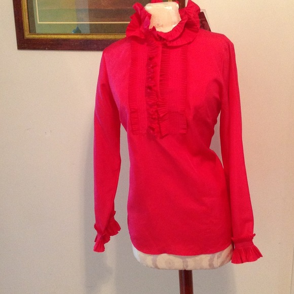 Soft surroundings top. 100%silk