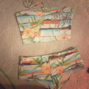 Hawaiian cute swimsuit!