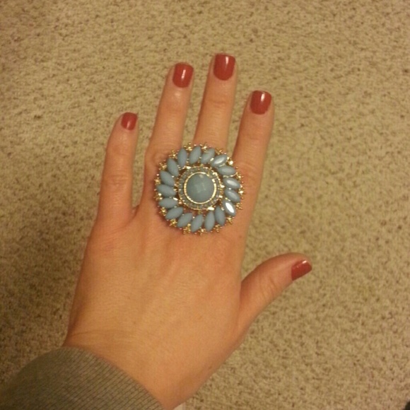 Gold ring - Picture 4 of 4