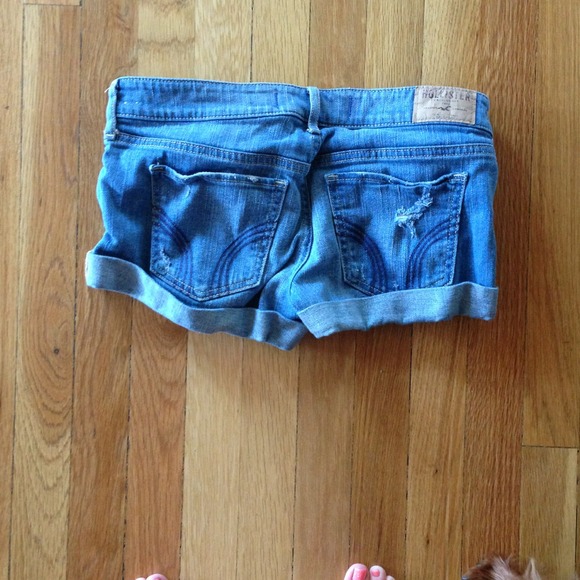 Shorts - Picture 2 of 2