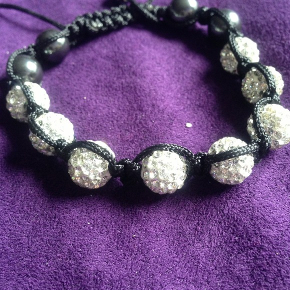 Bracelets - Picture 3 of 4