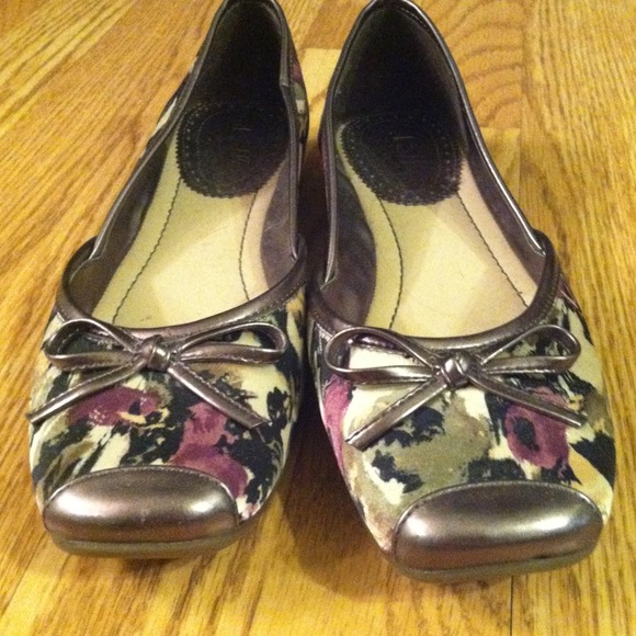 Sam & Libby floral print flats, nwob
