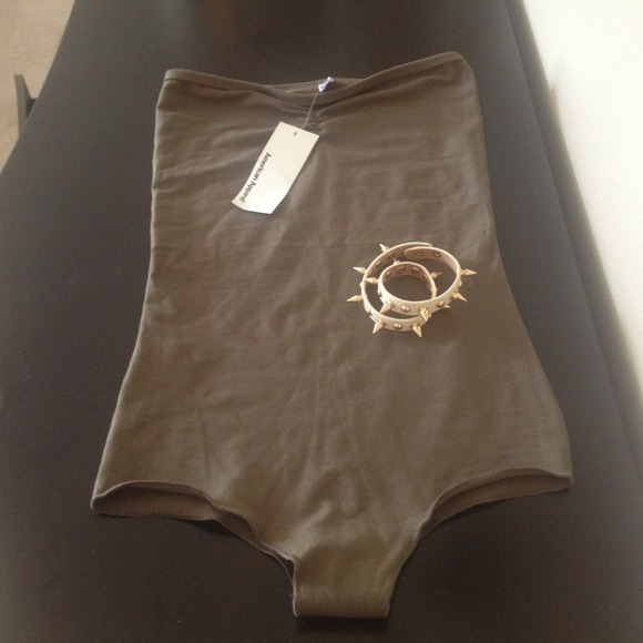 💋Sold in Bundle💋American Apparel bodysuit