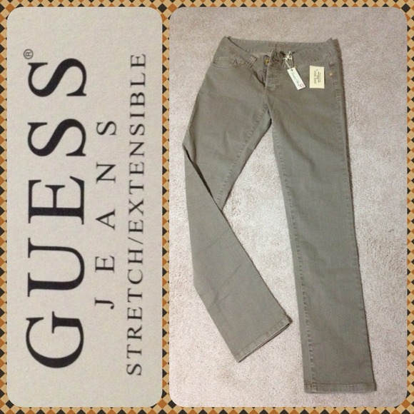 ❗REDUCED❗ 🎀Guess Jeans🎀