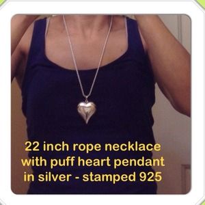 💢💢SOLD💢💢@angelicface-925 rope chain/puff heart