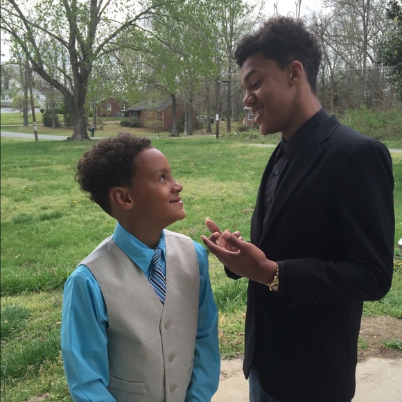 Meet your seller & her family - Picture 2 of 4