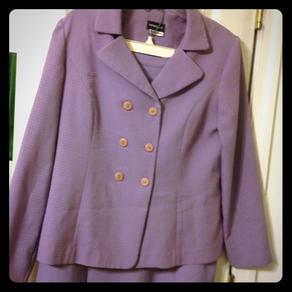 Lavender 2pc Suit