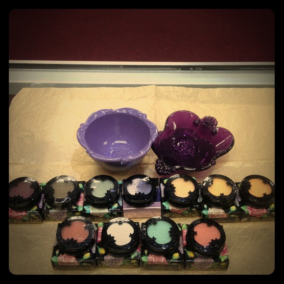 Anna Sui bowl and facial soap dish.