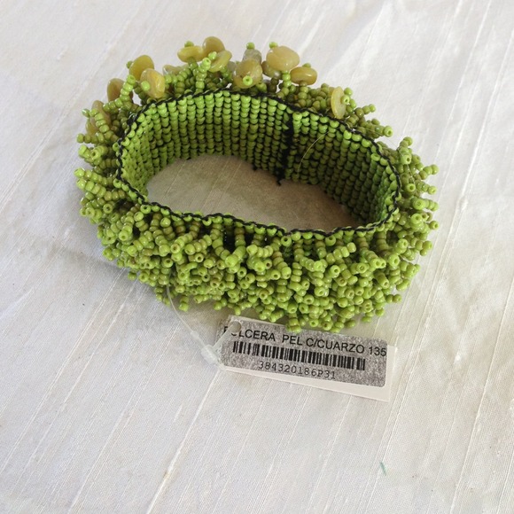 Green bracelet - Picture 2 of 2