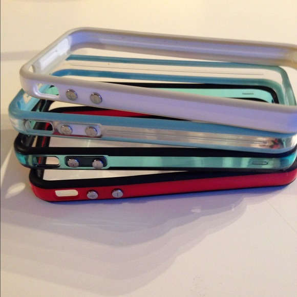 iPhone 4/4S Bumpers