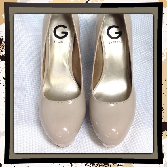 Sold! G by Guess patent platform pumps - Picture 2 of 3